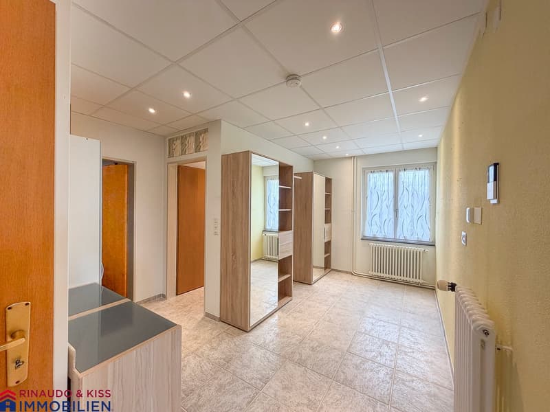 Charmantes Einfamilienhaus mit Pool und Garten in Küttigen (5)