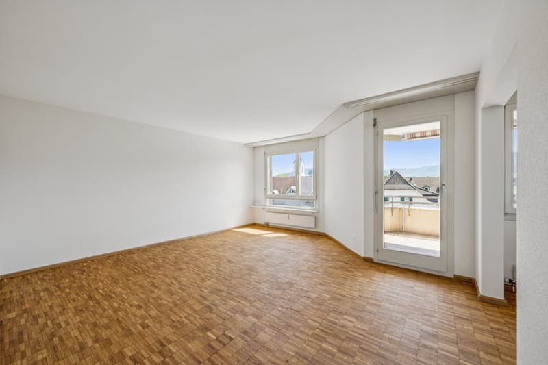 4.5-Zimmer-Wohnung an zentraler Lage zu vermieten (4)