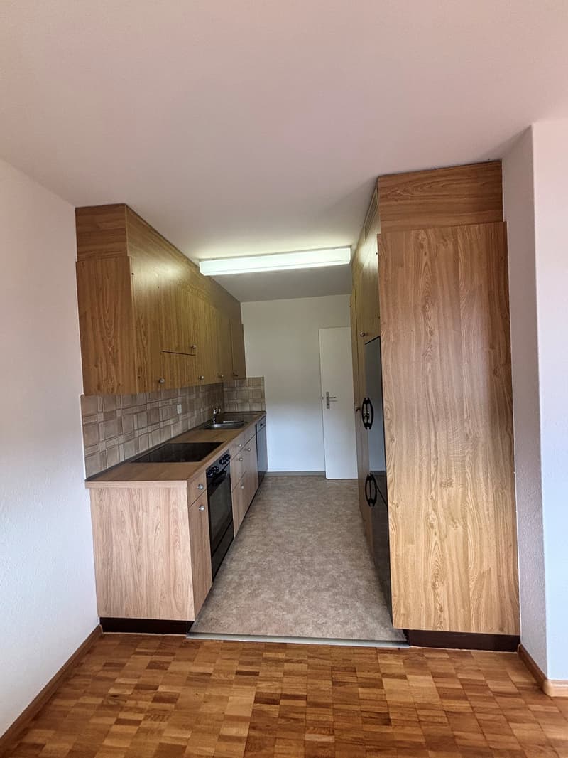 4.5-Zimmer-Wohnung an zentraler Lage zu vermieten (2)