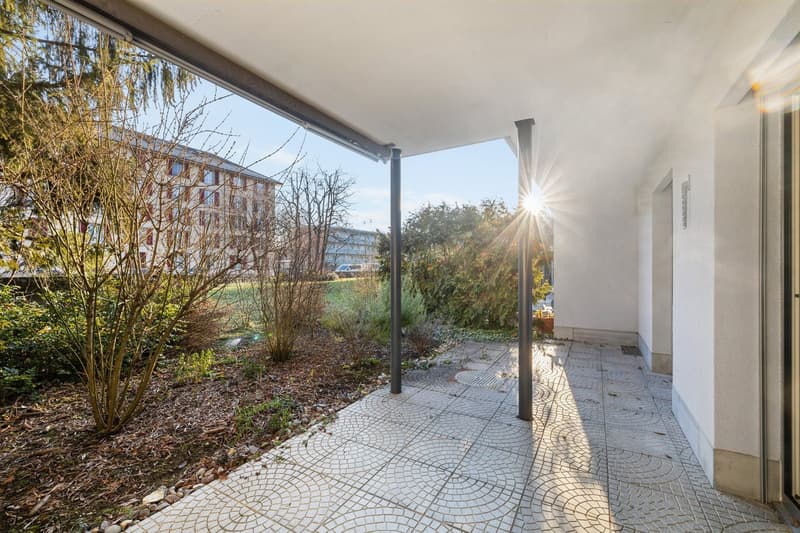 Topmoderne und helle Wohnung mit Gartensitzplatz (5)