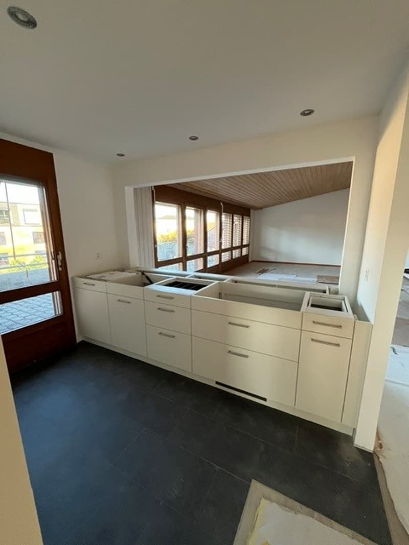 Zu vermieten grosse 5.5-Zimmerwohnung mit Sonnenterrasse in Konolfingen (3)