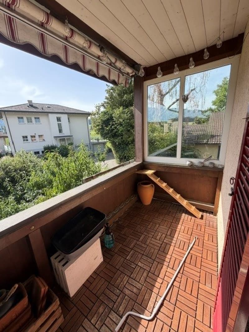 Zu vermieten ruhig, zentral gelegene 4-Zimmerwohnung (7)