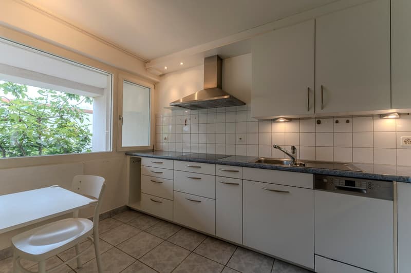 Spacieuse maison mitoyenne unifamiliale en droit de construction (6)