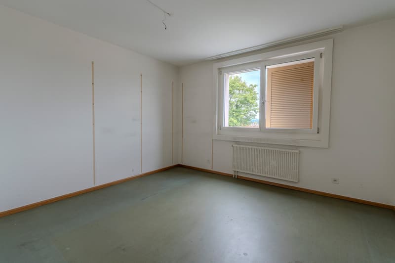 Spacieuse maison mitoyenne unifamiliale en droit de construction (10)