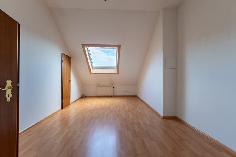 Charmante 4-Zimmer-Maisonette-Wohnung im 5. Obergeschoss in Riehen (8)