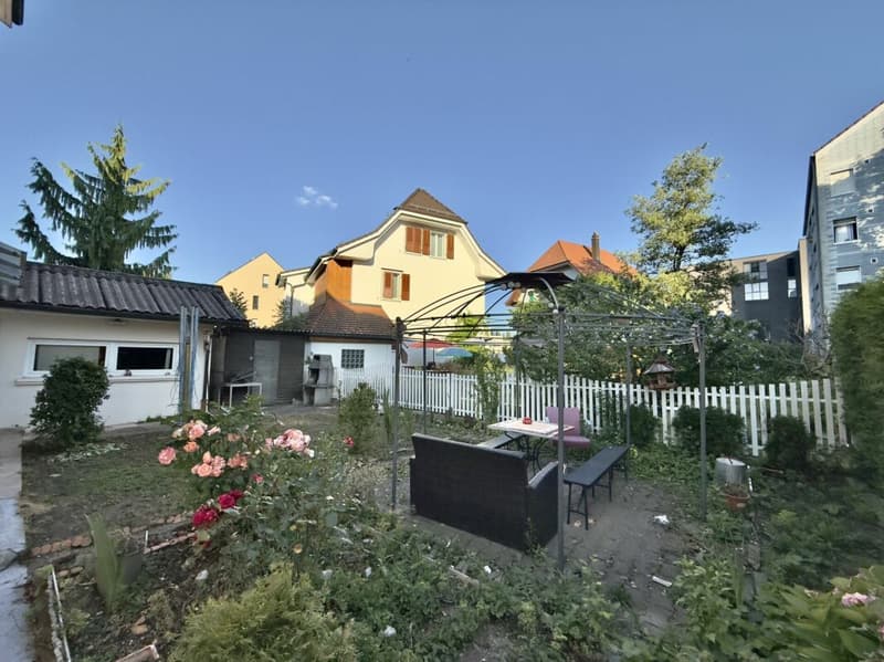Attractive multi-family house in central location - top return 5.4 % (7)