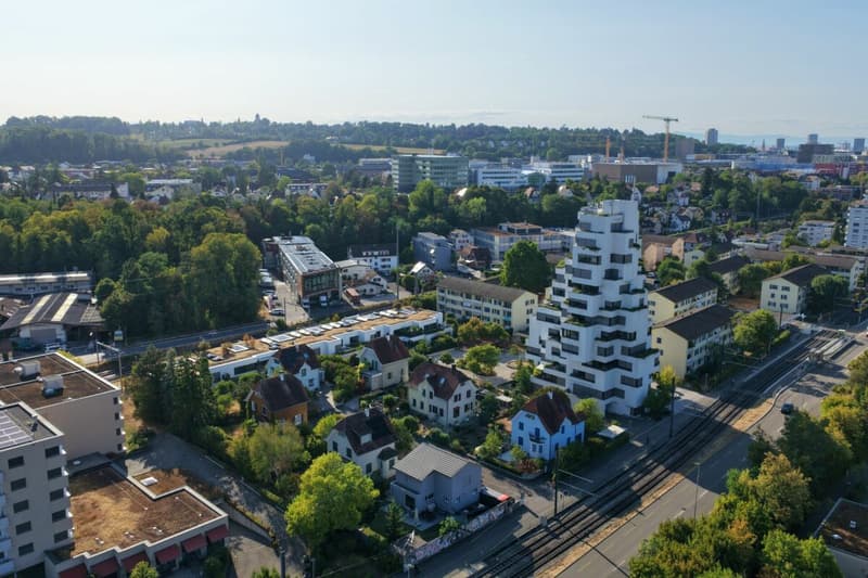 Gartenwohnung mit Reihenhaus-Charakter - stilvolles Wohnen in hochwertiger Qualität (13)
