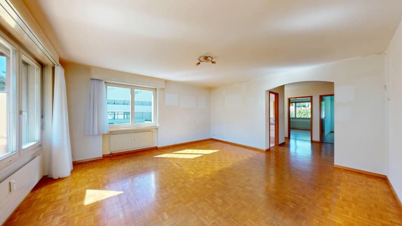 Gemütliche Wohnung mit viel Gestaltungspotential an zentraler Lage (4)