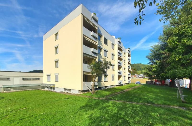 Familienfreundliche Wohnung an zentraler Lage (1)