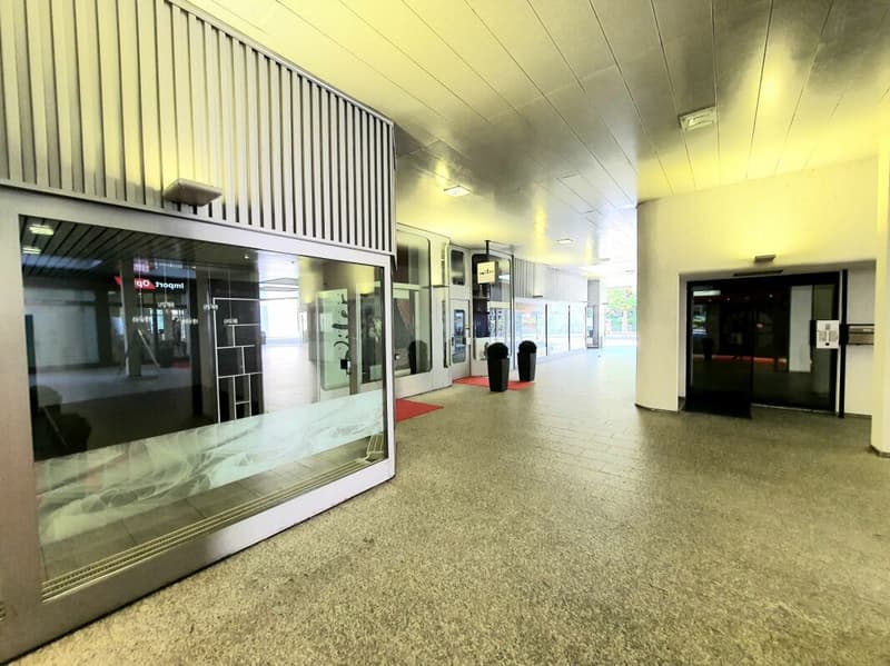 Attraktive Gewerbefläche an hoch frequentierter Zentrumslage in Sursee (4)