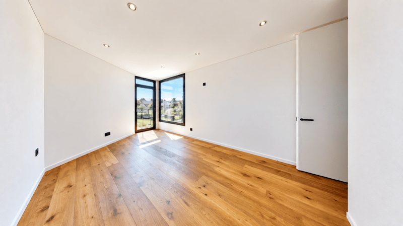 EXKLUSIVE 4.5 ZIMMER WOHNUNG MIT PANORAMA AUSSICHT UND GROSSEM AUSSENBEREICH (4)
