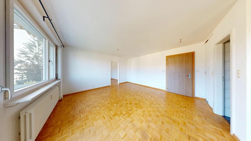 Zentral gelegene Wohnung mit Balkon und guter Besonnung (5)