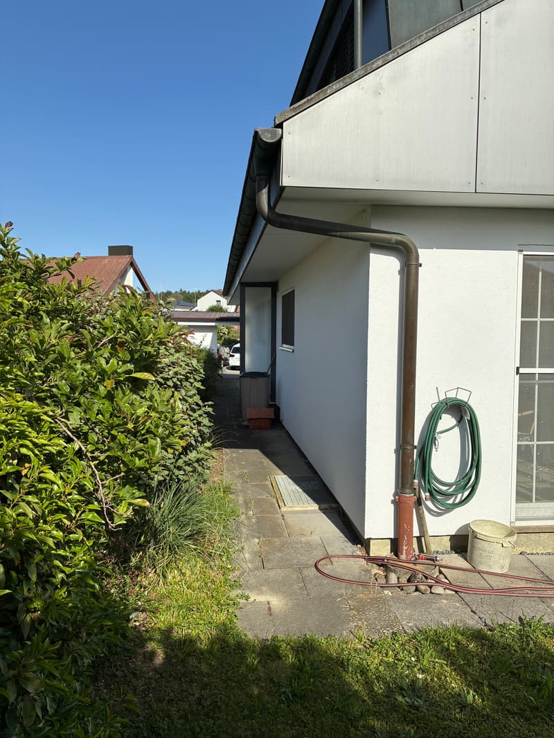 Charmantes Einfamilienhaus mit Pool in Stüsslingen (5)