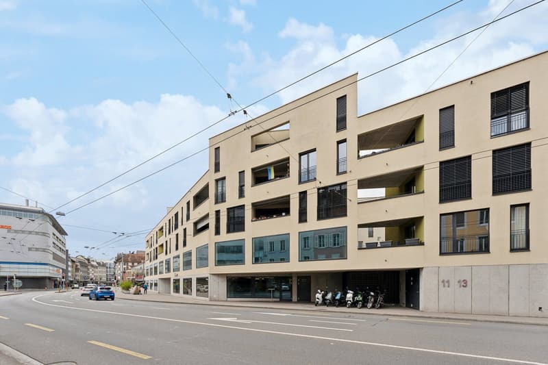 Büro-/Praxisräume vis-à-vis Neumarktplatz zu vermieten (3)