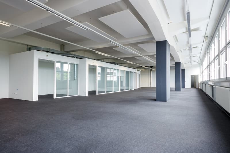 Grosszügige Büro-/Gewerbeflächen an der Ostermundigenstrasse in Bern (1)