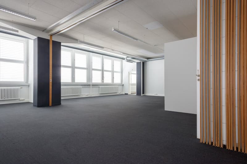 Grosszügige Büro-/Gewerbeflächen an der Ostermundigenstrasse in Bern (4)