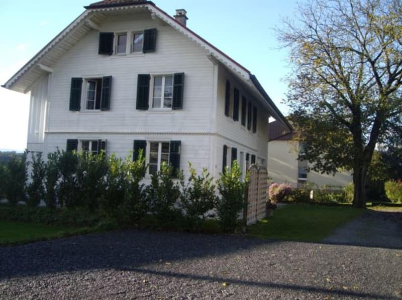"Einmalig schöne 3.5 Zimmer-Wohnung auf dem Lande mit Brunnen" (12)