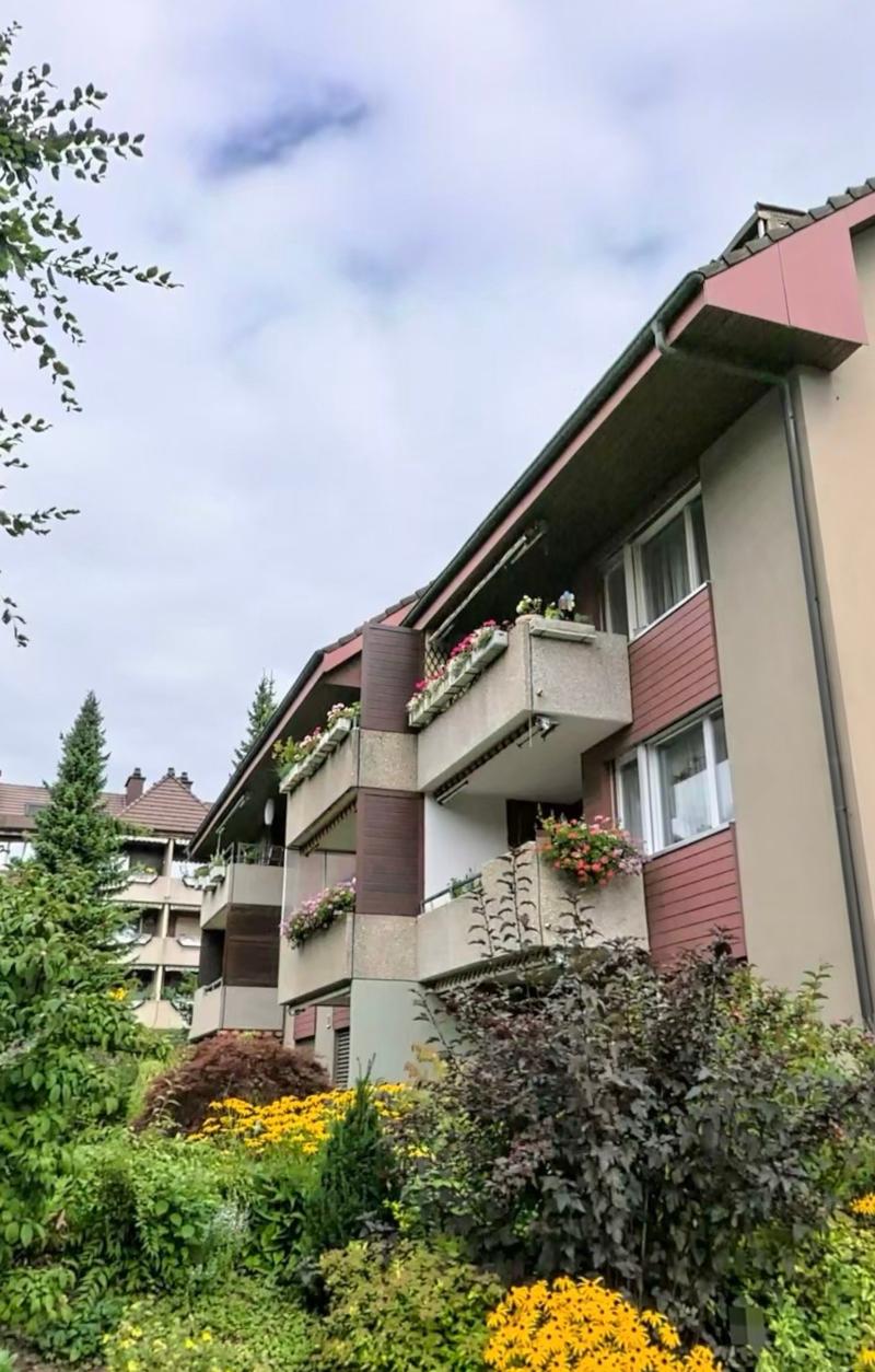 Charmante, altersgerechte 2.5-Zimmer-Wohnung im EG im Schoren-Quartier, Thun (3)
