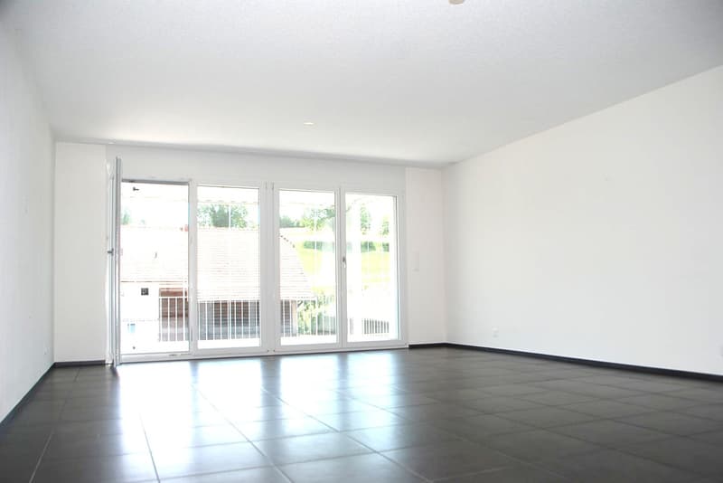 Einziehen und Wohlfühlen: Ihr neues Zuhause mit Balkon / Wintergarten-Feeling zu jeder Jahreszeit! (6)
