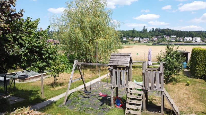 Charmantes Zweifamilienhaus mit Bauland (18)