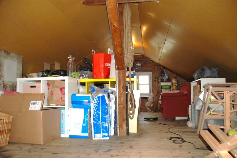 Charmantes Zweifamilienhaus mit Bauland (13)