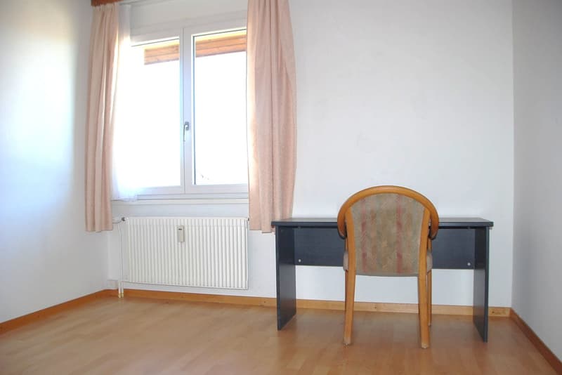 Spannende 3.5 Zimmer Eigentumswohnung mit Balkon und Garage in Moosseedorf (13)