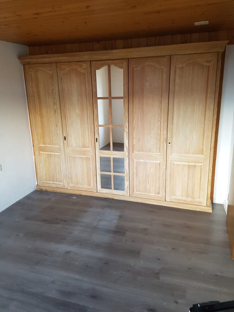 Gemütliche 3.5-Zimmerwohnung mit grossem, gedecktem Balkon (4)