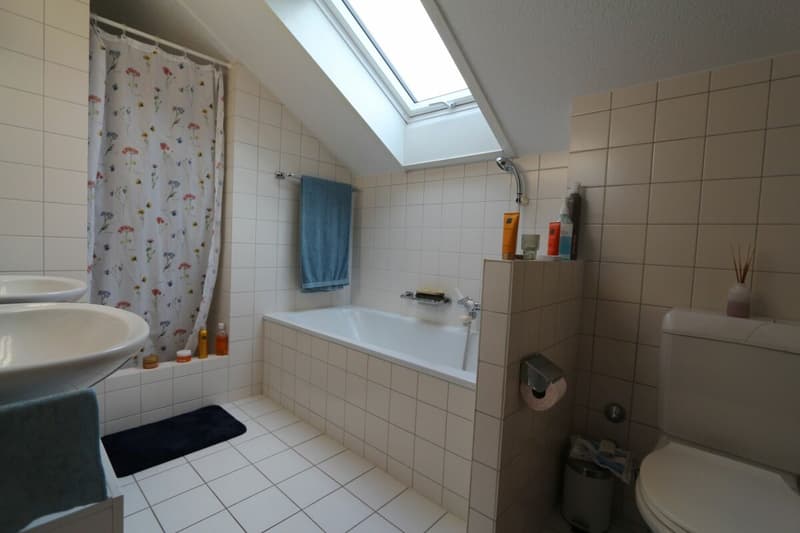 3.5 Zimmer- Dachgeschosswohnung mit 93m2 Wohnfläche! (6)