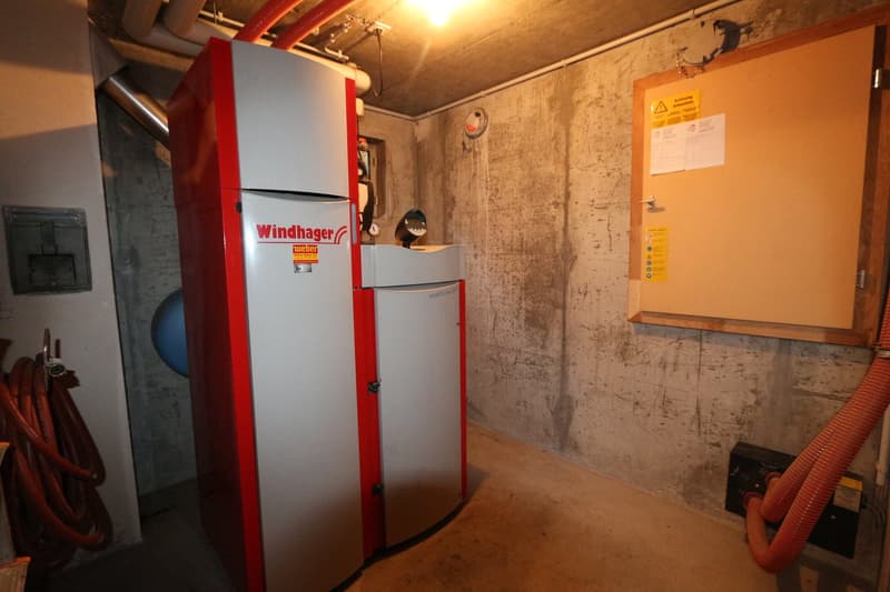 Ein freundliches 5.5-Zimmer-Haus mit Hobbyraum, Garage und idyllischer Umgebung (10)