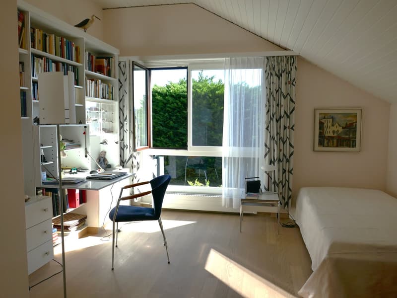 Charmantes 4.5-Zimmer-Einfamilienhaus in Oberwil (13)