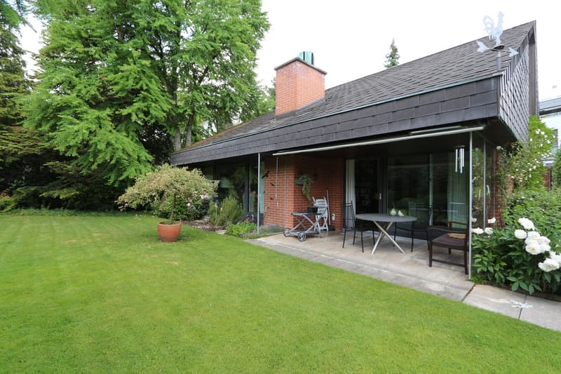 Charmantes 4.5-Zimmer-Einfamilienhaus in Oberwil (2)