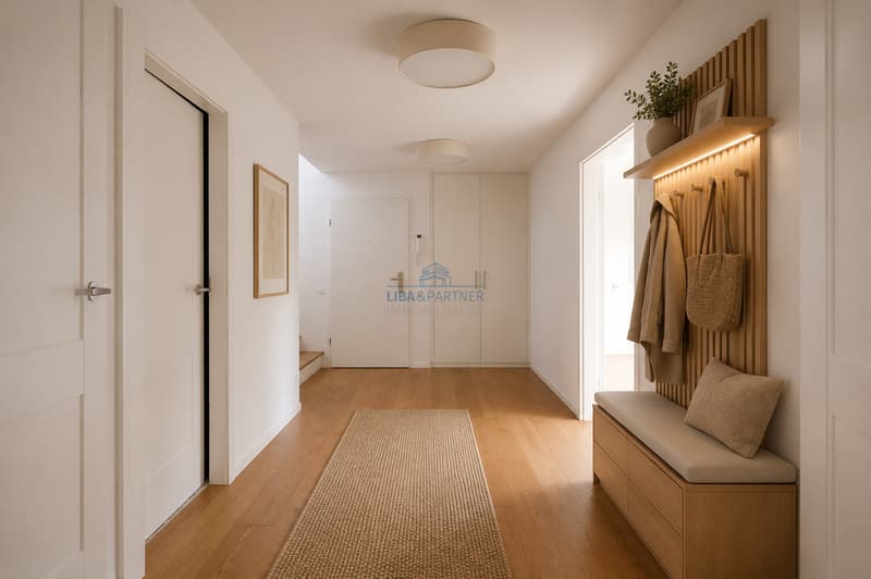 Eingangsbereich  / Entrance area