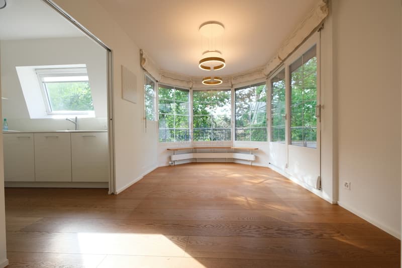 Esszimmer / Dining Room