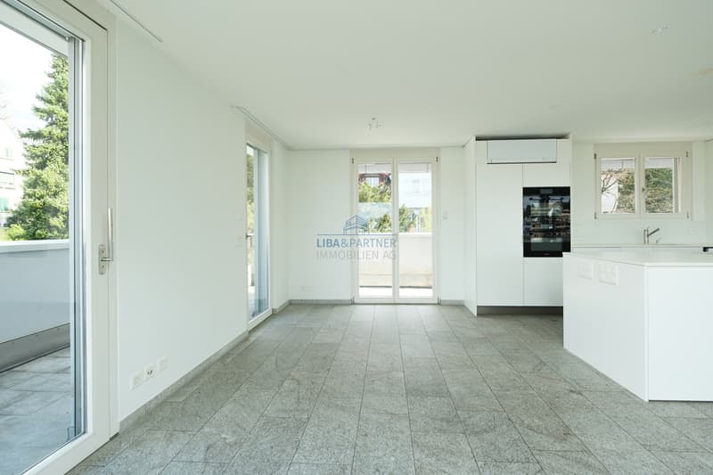 Essbereich  / Dining Area