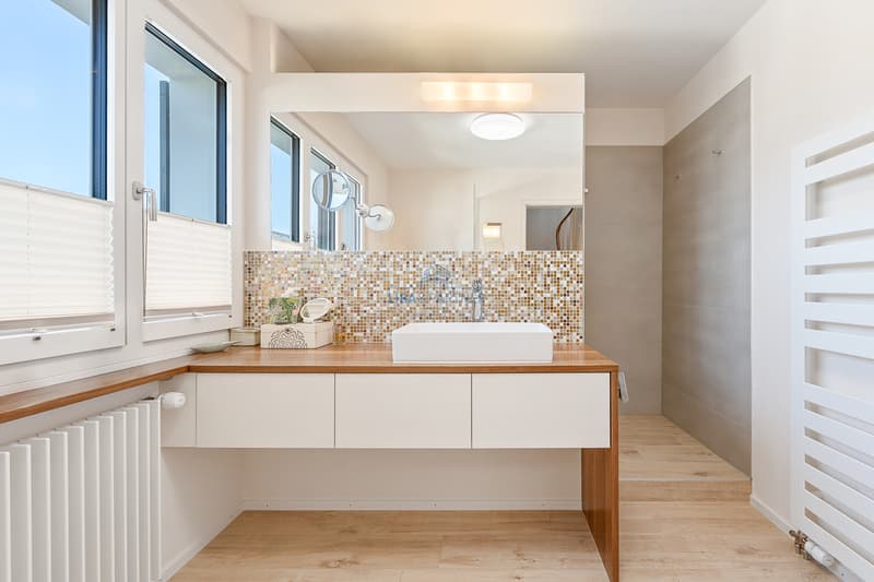 Badezimmer / Bathroom