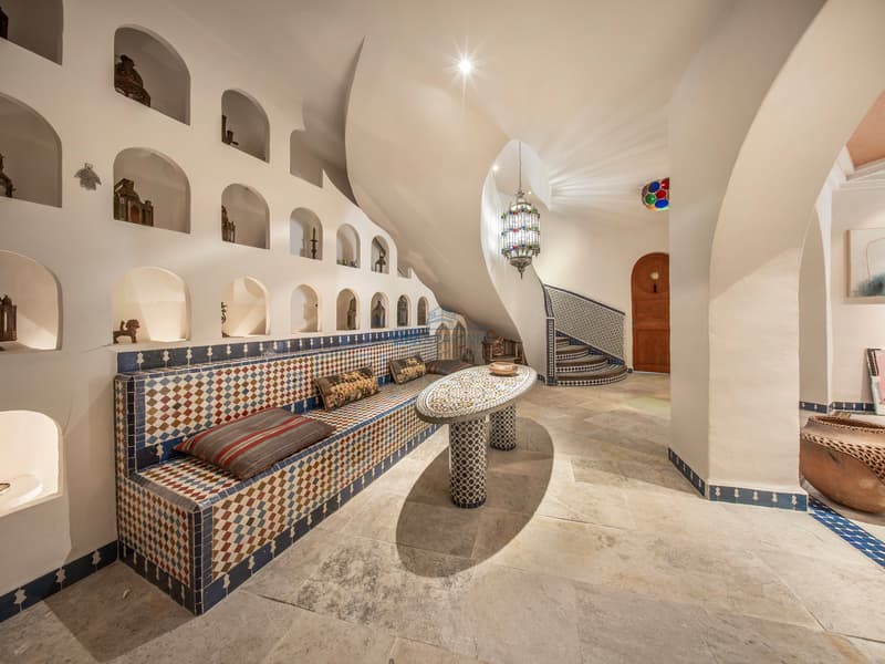 Eingangshalle Erdgeschoss / Ground Floor Lobby