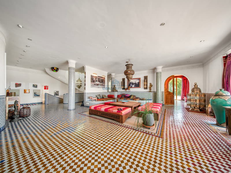 Grosser Wohnbereich 1. Obergeschoss / Large living area on the first floor