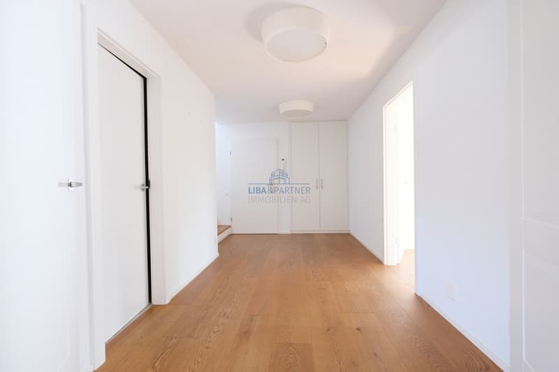 Eingangsbereich / Entrance Area