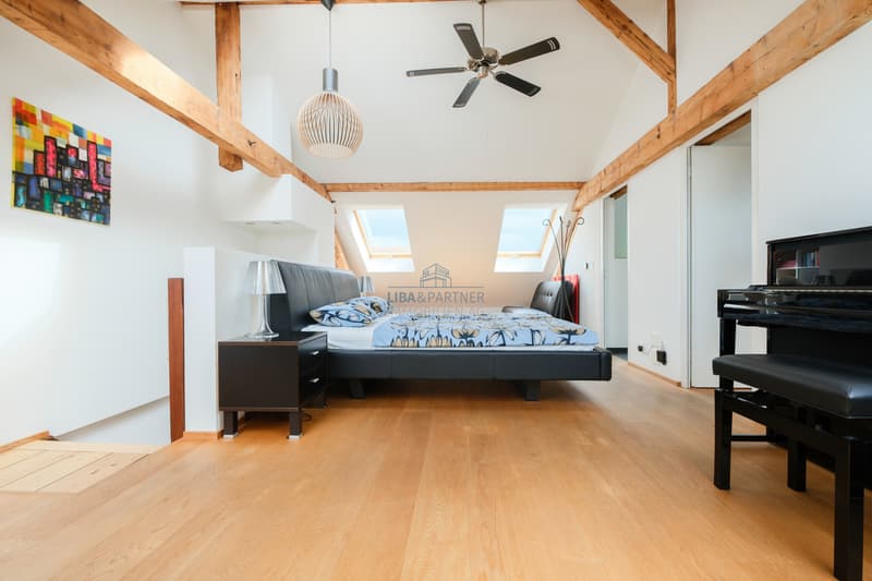 Zimmer Dachgeschoss / Attic Room