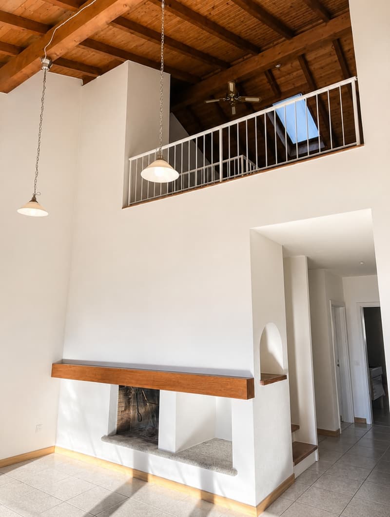 Affittiamo appartamento duplex 6.5 locali con grande balcone (1)