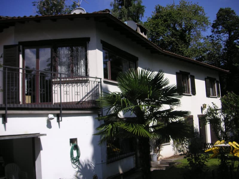 Casa bifamiliare a Carona (1)
