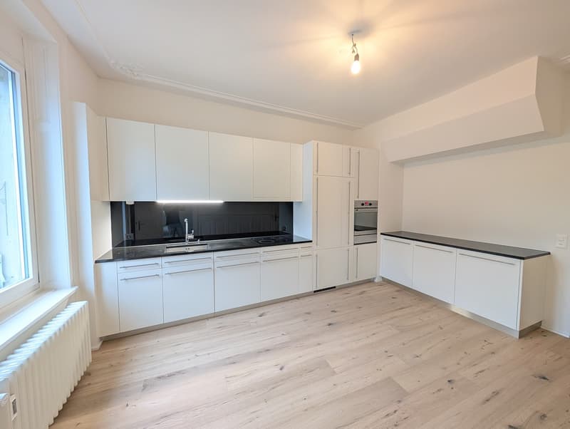 Wunderschöne, hochwertig sanierte Wohnung an perfekter Lage direkt am Stauffacher (4)