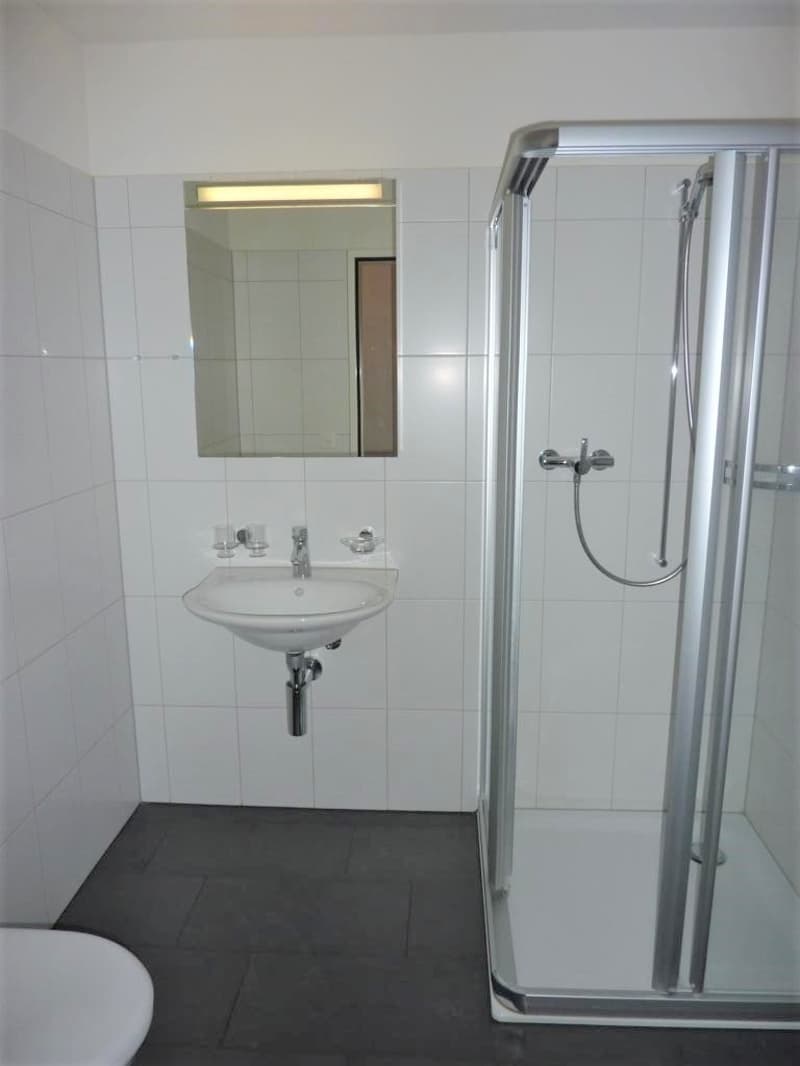 sep. Dusche