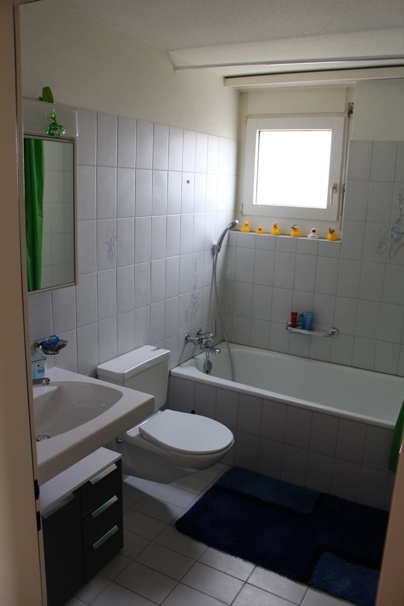 Bad mit Badewanne