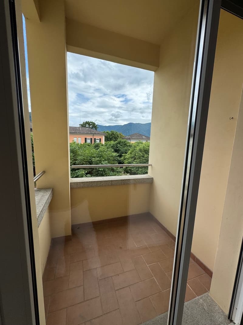 AFFITTASI 5.5 LOCALI RISTRUTTURATO A MASSAGNO (14)
