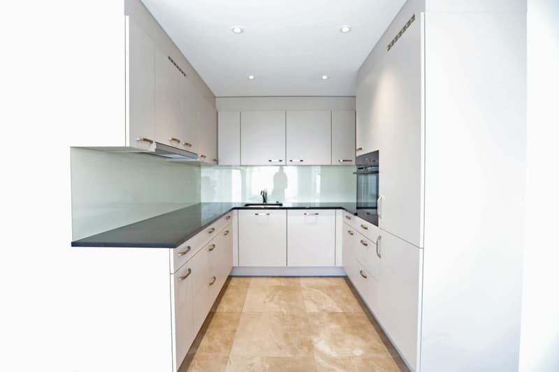 Geräumige und elegant gestaltete Wohnung in ruhiger und dennoch zentraler Lage in Elsau - Mietkauf möglich (5)