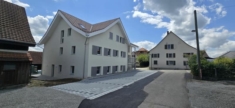 Neubau 3.5-Zimmerwohnung mit sonnigem Sitzplatz! (10)