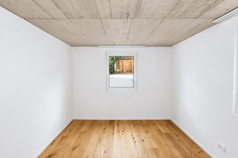 Moderne 3.5-Zimmer-Wohnung mit Gartenanteil in Kümmertshausen - attraktives Renditeobjekt (8)