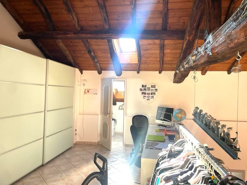 Mendrisio, stupendo duplex mansardato di 4.5 locali (11)