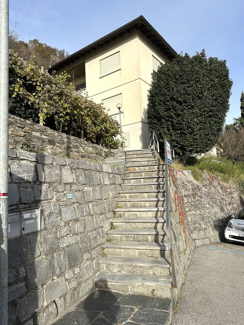 Casa bifamiliare 3.5 + 4.5 - Monte Carasso (1)